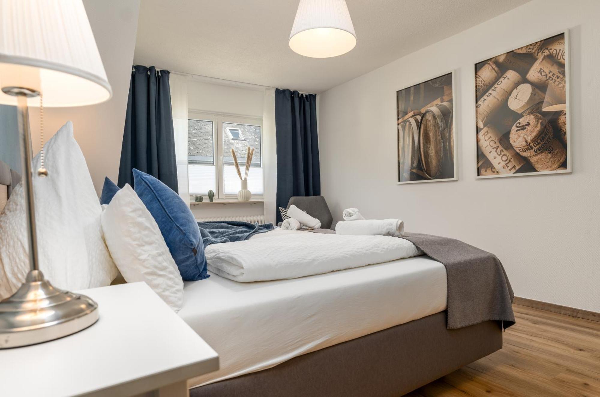 Riesling Appartement For 2 - 4 People - Billiards - Balcony With Mosel View - Parking - Wine Barrel Bar - Fully Equipped Kitchen - Netflix - Waiputv - 3 Km From Cochem Klotten Eksteriør billede
