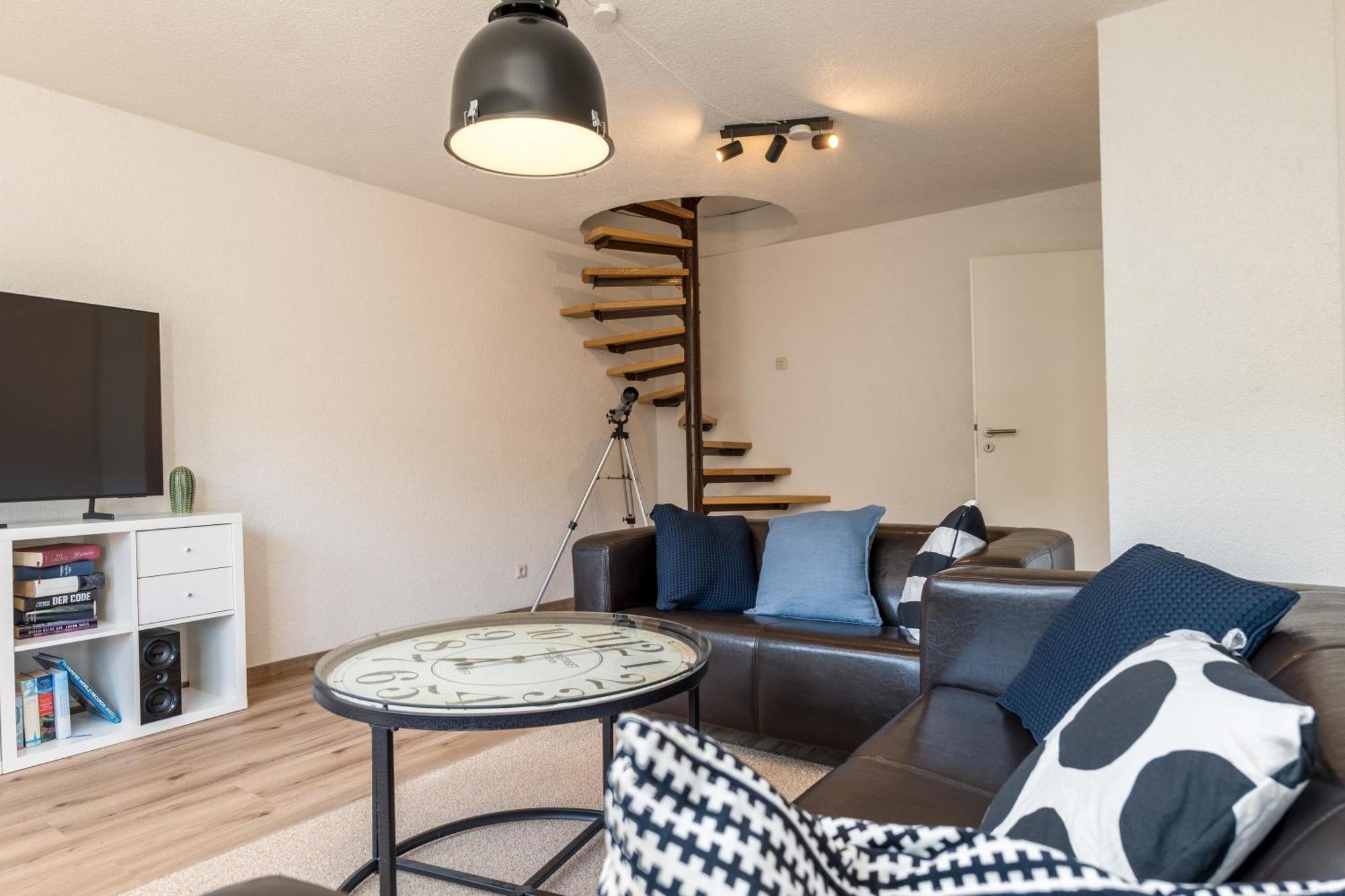 Riesling Appartement For 2 - 4 People - Billiards - Balcony With Mosel View - Parking - Wine Barrel Bar - Fully Equipped Kitchen - Netflix - Waiputv - 3 Km From Cochem Klotten Eksteriør billede