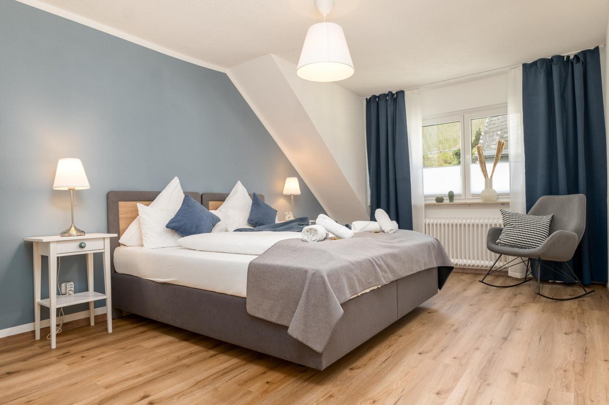 Riesling Appartement For 2 - 4 People - Billiards - Balcony With Mosel View - Parking - Wine Barrel Bar - Fully Equipped Kitchen - Netflix - Waiputv - 3 Km From Cochem Klotten Eksteriør billede