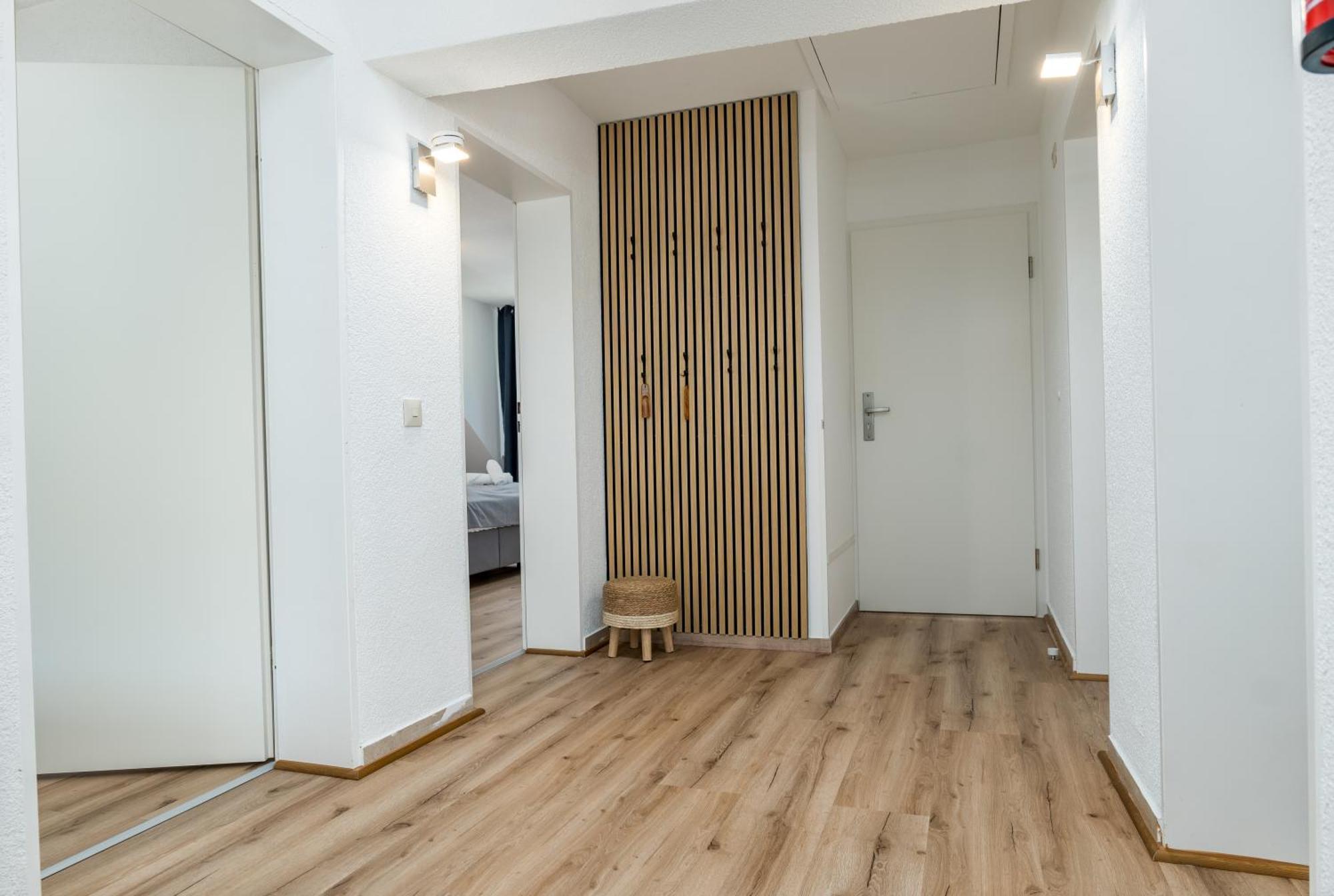 Riesling Appartement For 2 - 4 People - Billiards - Balcony With Mosel View - Parking - Wine Barrel Bar - Fully Equipped Kitchen - Netflix - Waiputv - 3 Km From Cochem Klotten Eksteriør billede
